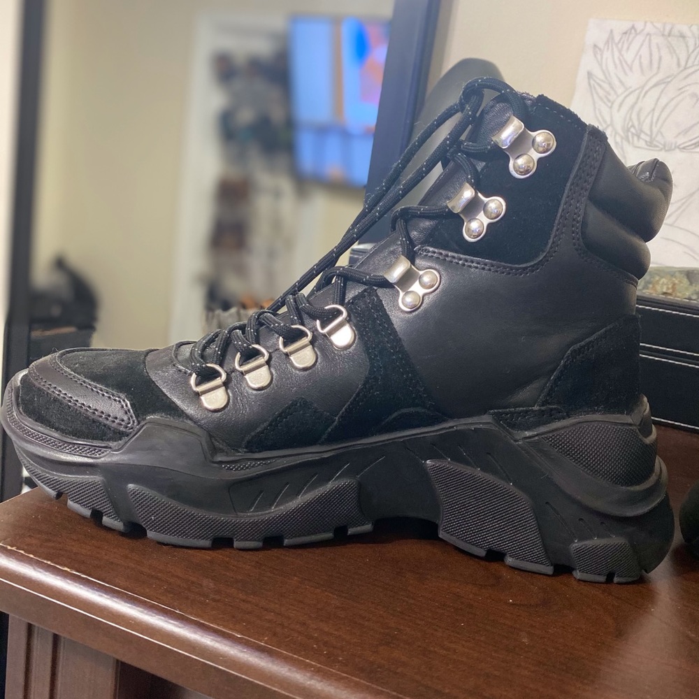 THE KOOPLES 36 WMNS BLACK LEATHER BOOTS